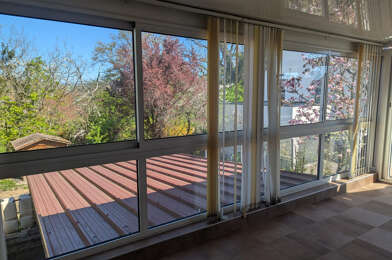 Appartement 3 pièces 220500 €