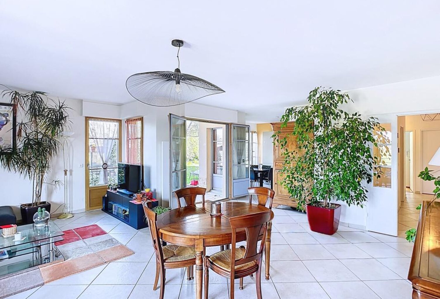 L’ESPRIT MAISON À ST-DIDIER : 136 M² et JARDIN DE 234 M² — photo 1