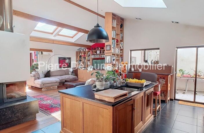 Maison de plain pied atypique de 205 m2 habitable avec patio — photo 3
