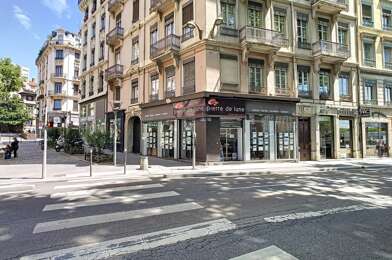 Garage  16200 €