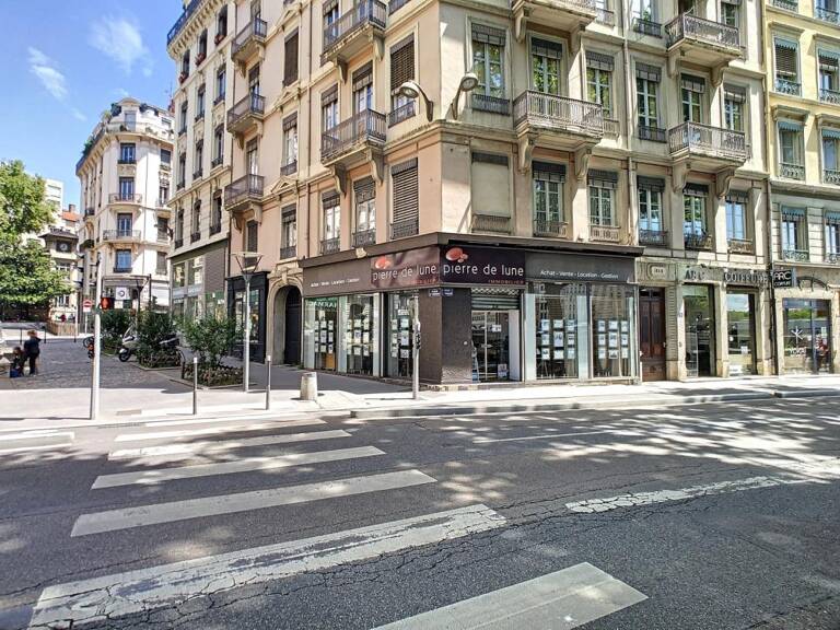 Cave - Lyon - Presqu'Île — photo 1
