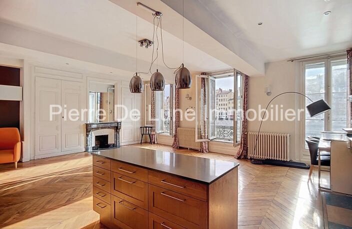 Vue Saône et Fourvière,  appartement 112 m²  Quai St-Vincent — photo 5