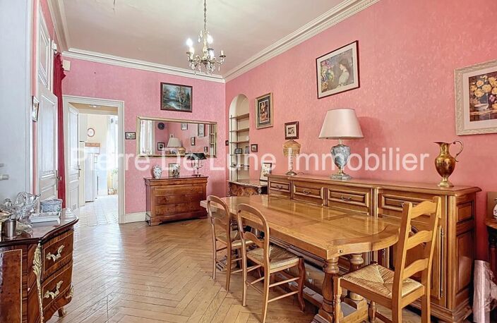 LYON 1ER – MARTINIÈRE  Grand T2 de  69 m² – — photo 3