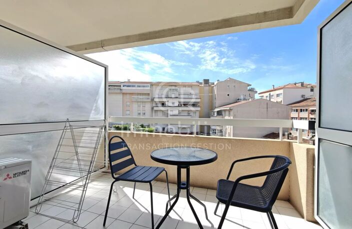 STUDIO 20.18 M² SUD TERRASSE PARKING — photo 3