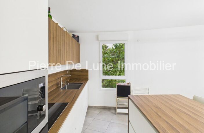 T4 — photo 2