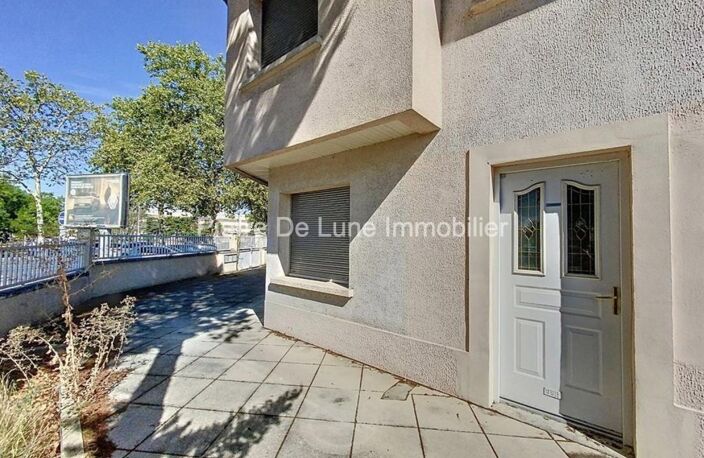 Immeuble de rapport à Bron — photo 4