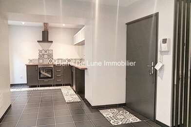 Appartement 3 pièces 750 €
