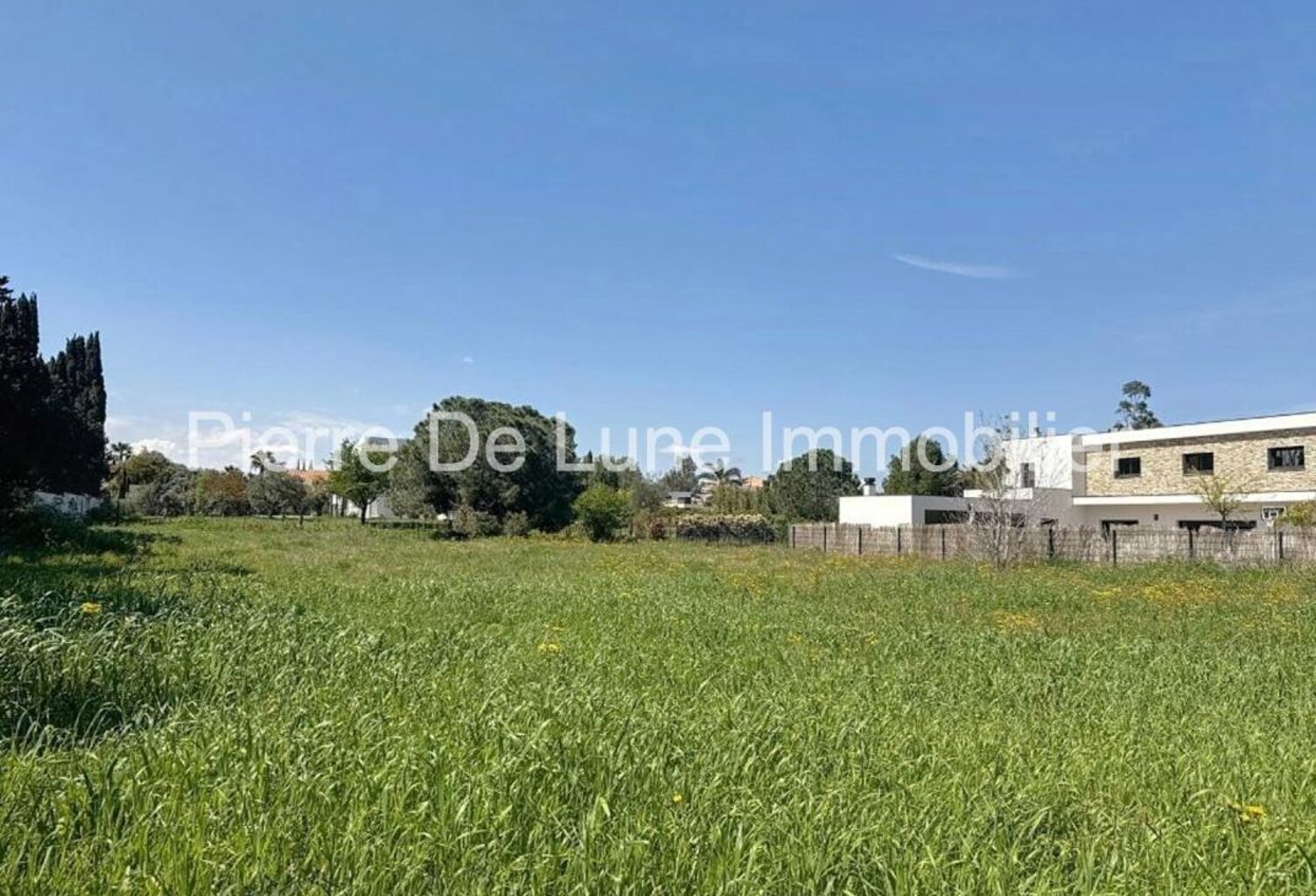 Mas Llaro, beau terrain plat 2000 m², viabilisé, clos, au calme — photo 1