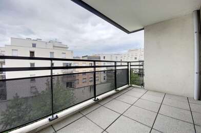 Appartement 3 pièces 855 €