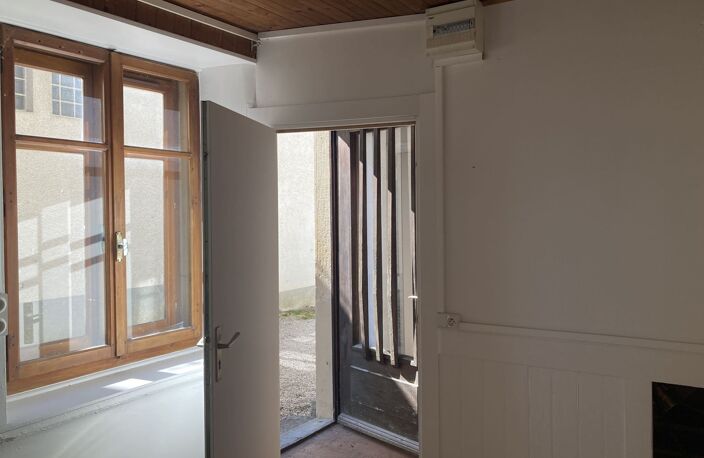 Vente immeuble   Morteau (25500) — photo 3