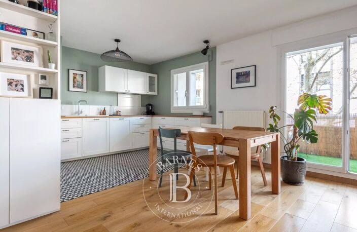 Lyon 8 - Monplaisir - Appartement de 89 m² - 2 /3 chambres - terrasse de 16m² - garage - 2 caves — photo 4