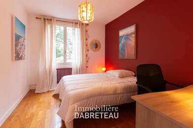 Appartement 6 pièces 490 €