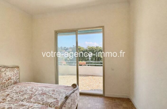 Nice-Bosquets-3 pieces-grande terrasse-cave-Parkings — photo 5