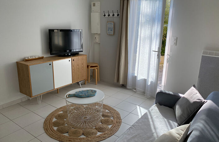 Coeur de Village de  SAINT-GEORGES-D'OLÉRON - Appartement T3 meublé - Terrasse - Piscine — photo 4