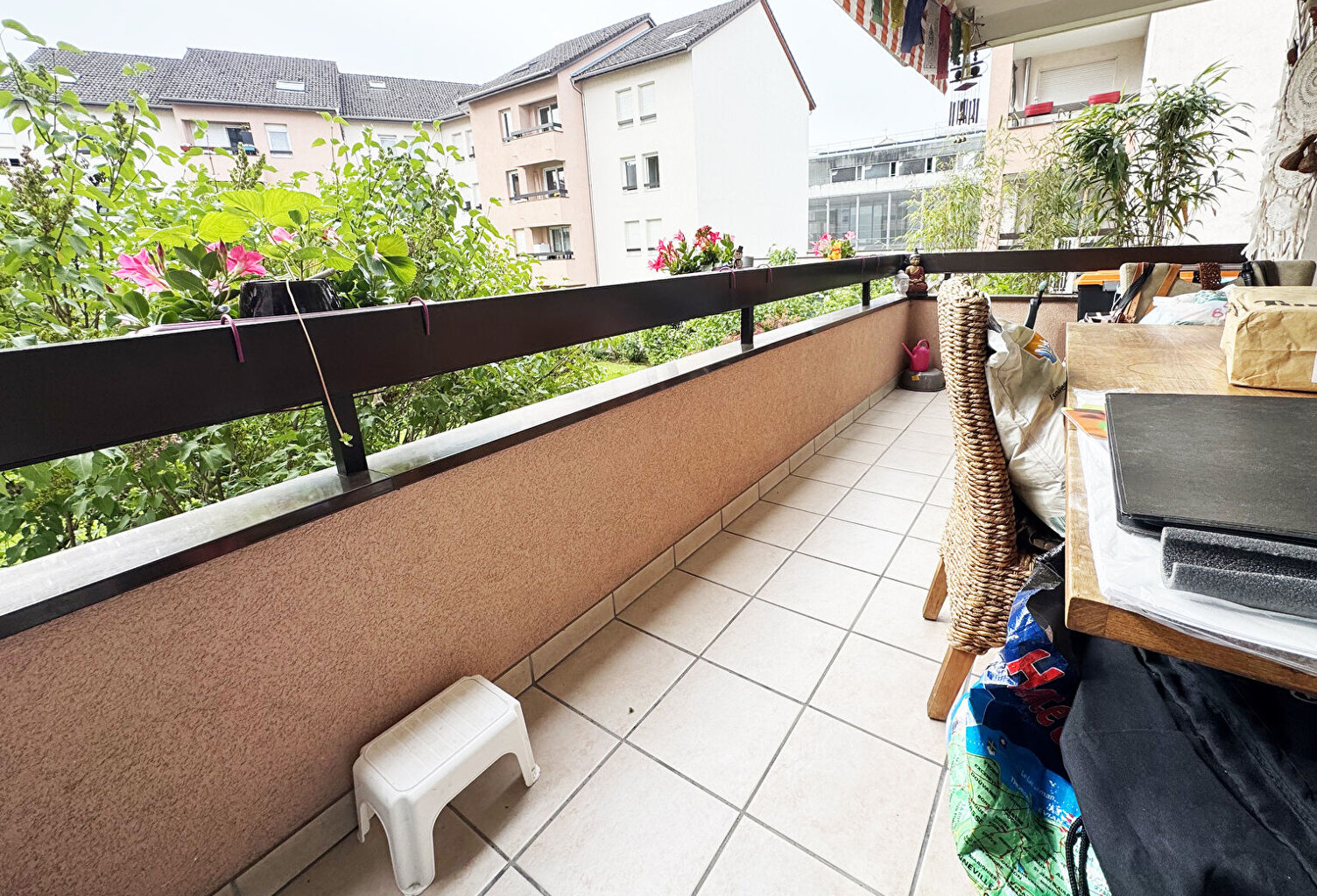AU CALME T3 71m2 donnant sur le parc de la residence — photo 1