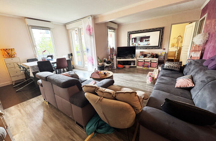 AU CALME T3 71m2 donnant sur le parc de la residence — photo 2