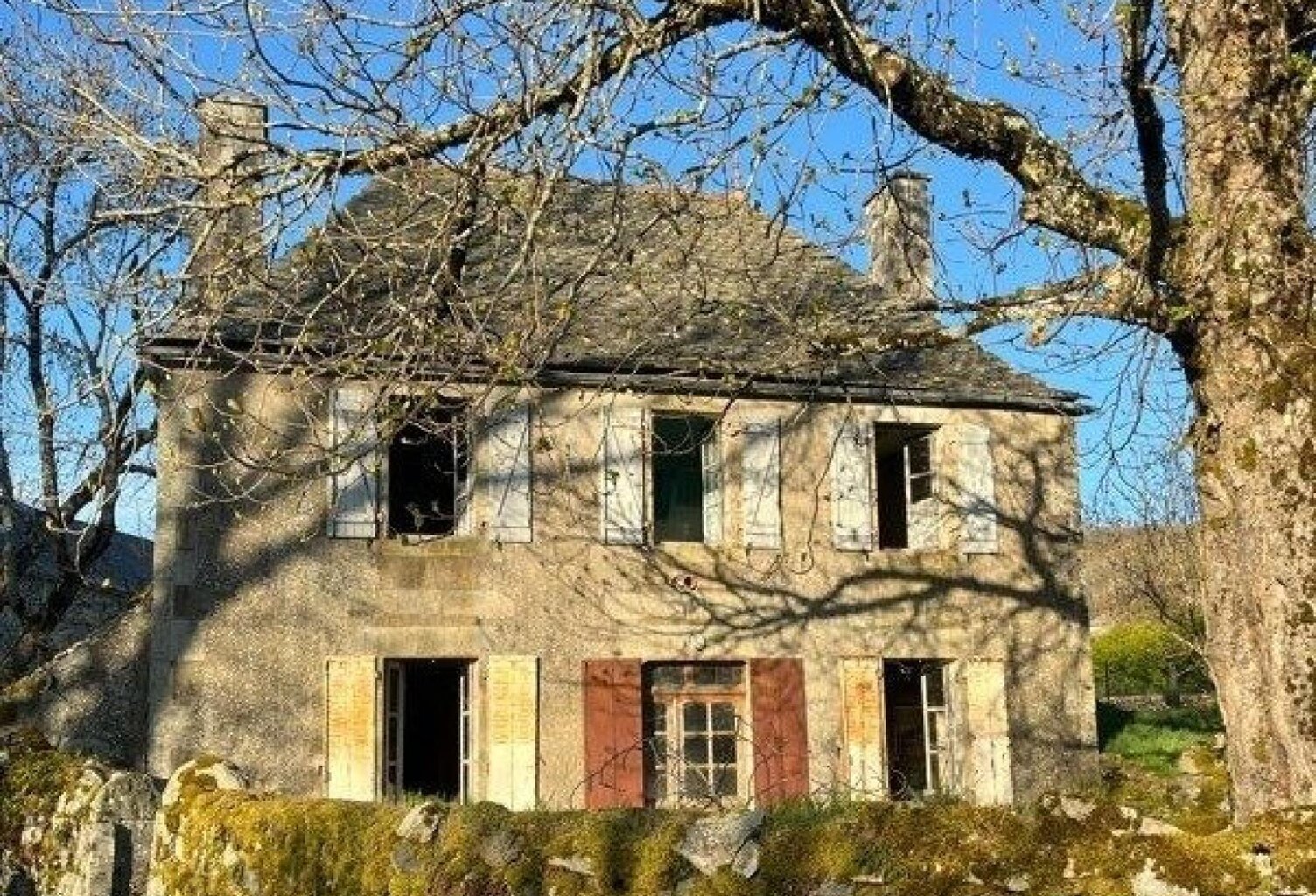 Maison - 114m² - 4 pièces — photo 1