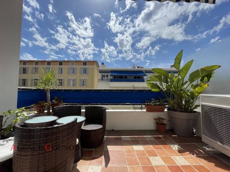 PROMENADE - Beau 2 pièces avec une Terrasse — photo 1