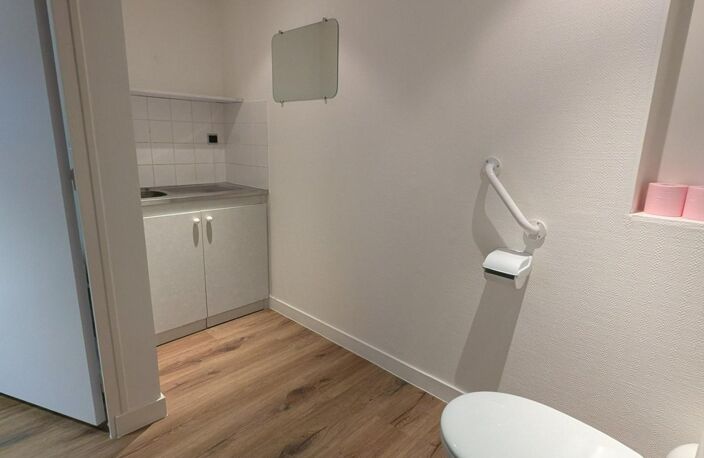 16 m2 de bureaux à St Sylvain — photo 5