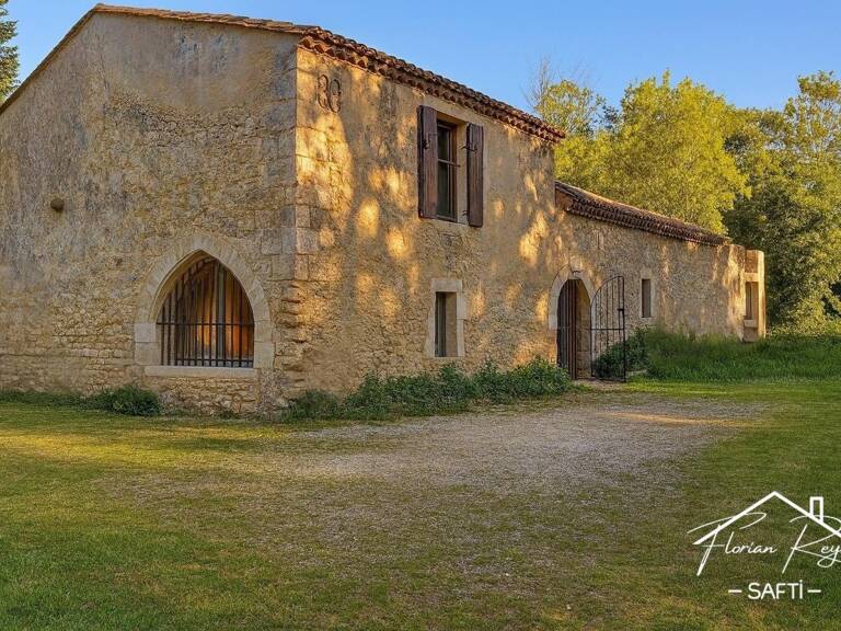 Moulin du XII? siècle entièrement restauré  Cœur du Médoc — photo 1
