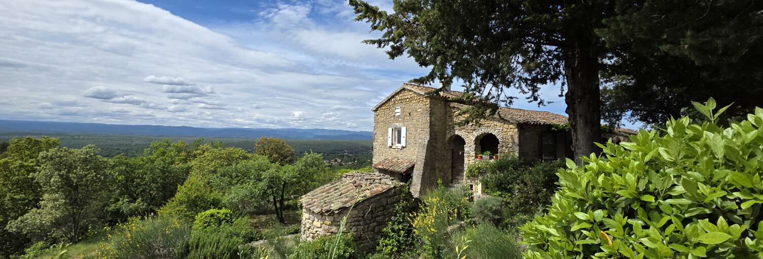 Maison 9 Pièces 161 m² à vendre à Grospierres (07120)