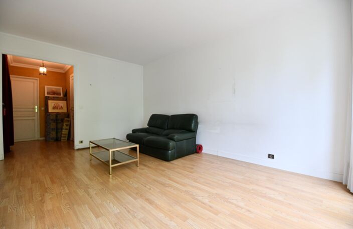 Appartement trois pièces très lumineux ! — photo 2