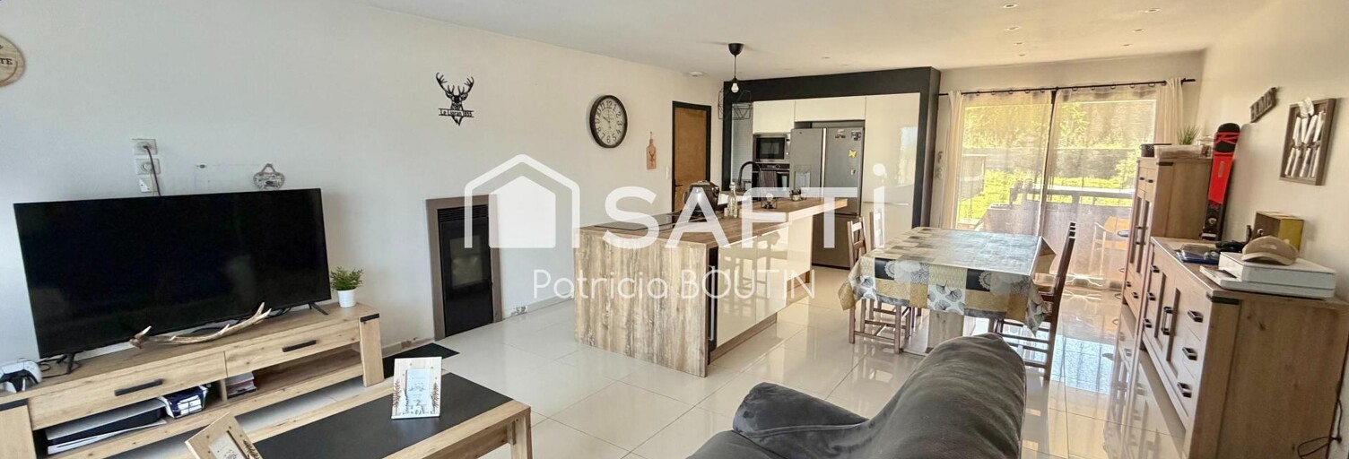 Maison 5 Pièces 96 m² à vendre à Sainte-Ouenne (79220)