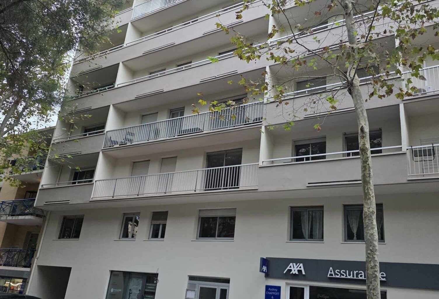 Appartement T2 de 53m² avec balcon et place de parking vue cathédrale — photo 1
