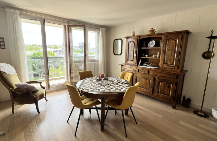 APPARTEMENT F4 DERNIER ÉTAGE AVEC ASCENSEUR — photo 5