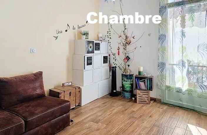 Appartement sur quai 2/3 chambres — photo 3