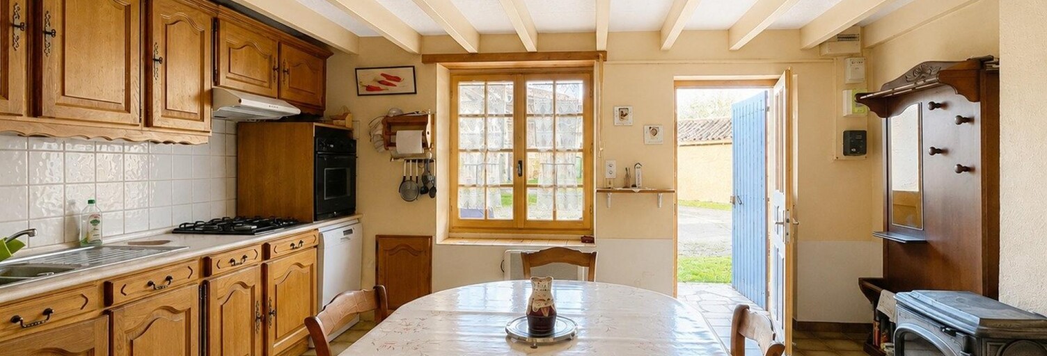 Maison 4 Pièces 82 m² à vendre à Cellefrouin (16260)