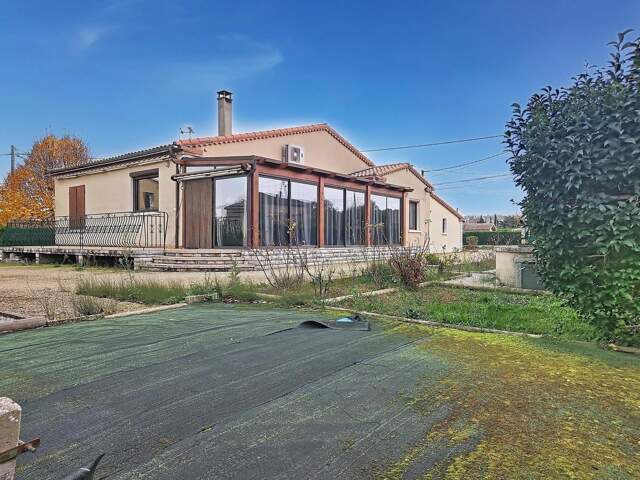 À vendre  Belle villa 6 pièces de 136 m² sur 1 650 m² de terrain  Villeneuve-la-Comptal — photo du bien