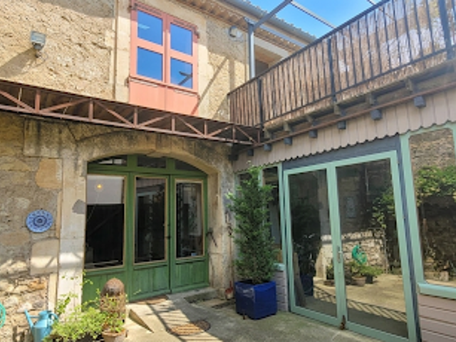 Maison atypique avec atelier — photo du bien