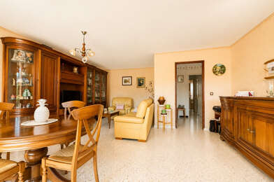 Appartement 4 pièces 252000 €