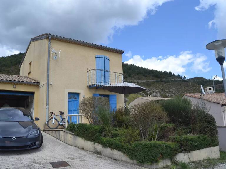Maison individuelle castellane — photo 1