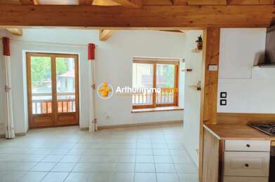 Appartement 4 pièces 210000 €