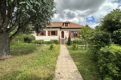 Maison  330000 €