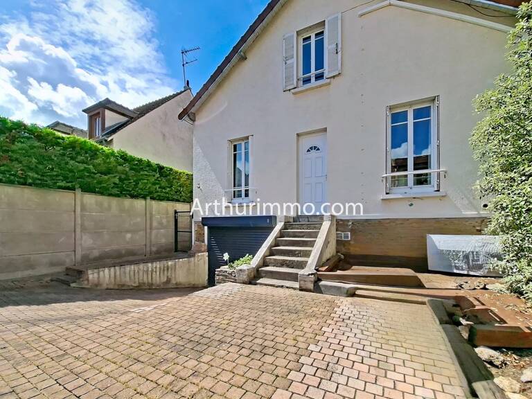 Maison traditionnelle 5 pièces – 105 m² – Limeil-Brévannes — photo 1