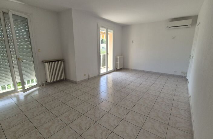 Villa — photo 5
