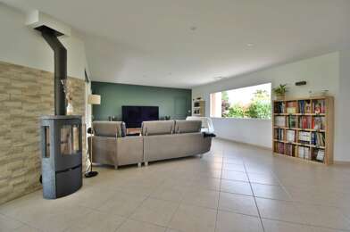 Maison 8 pièces 592800 €