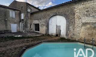 Maison 8 Pièces 255 m² à vendre à Tourriers (16560)