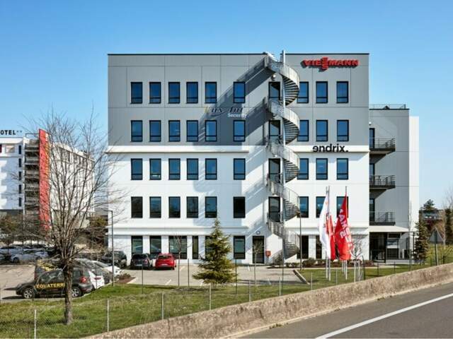 BUREAUX à LOUER — photo du bien
