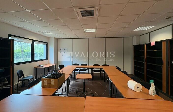 BUREAUX à LOUER — photo 5