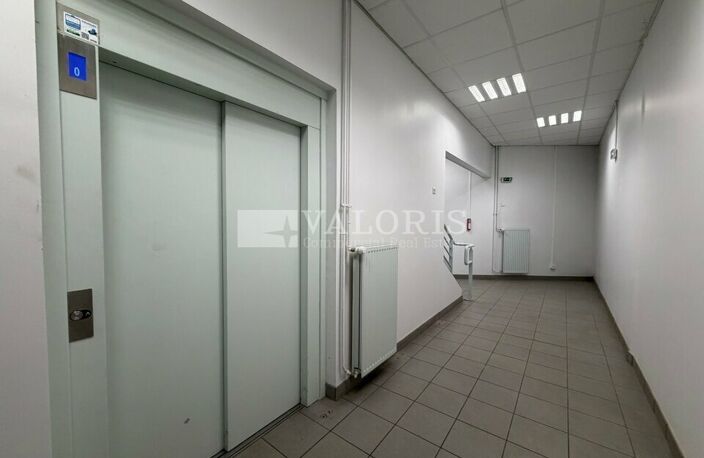 BUREAUX à LOUER — photo 3