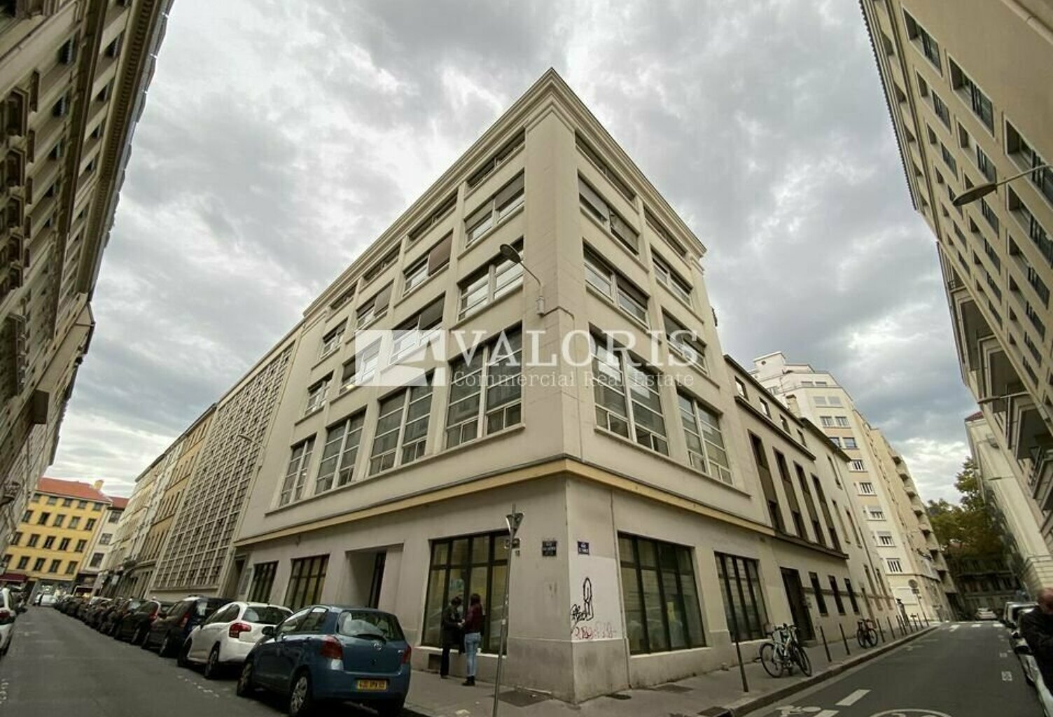 BUREAUX à LOUER — photo 1