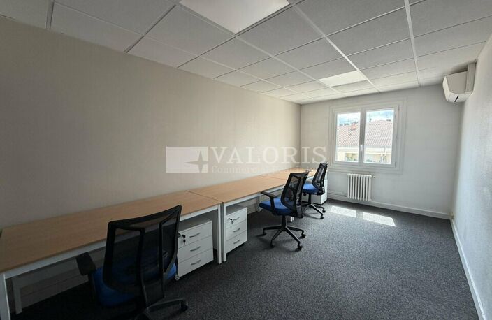 BUREAUX à LOUER — photo 2