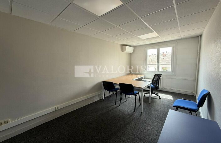 BUREAUX à LOUER — photo 3