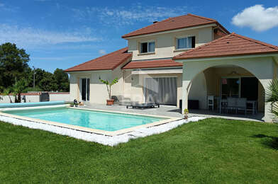 Maison 4 pièces 1650 €