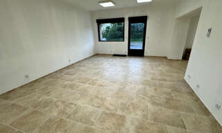 Commerce 2 Pièces 65 m² à louer à Mouriès (13890)