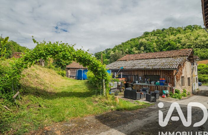Vente Maison de village 10 pièces — photo 2